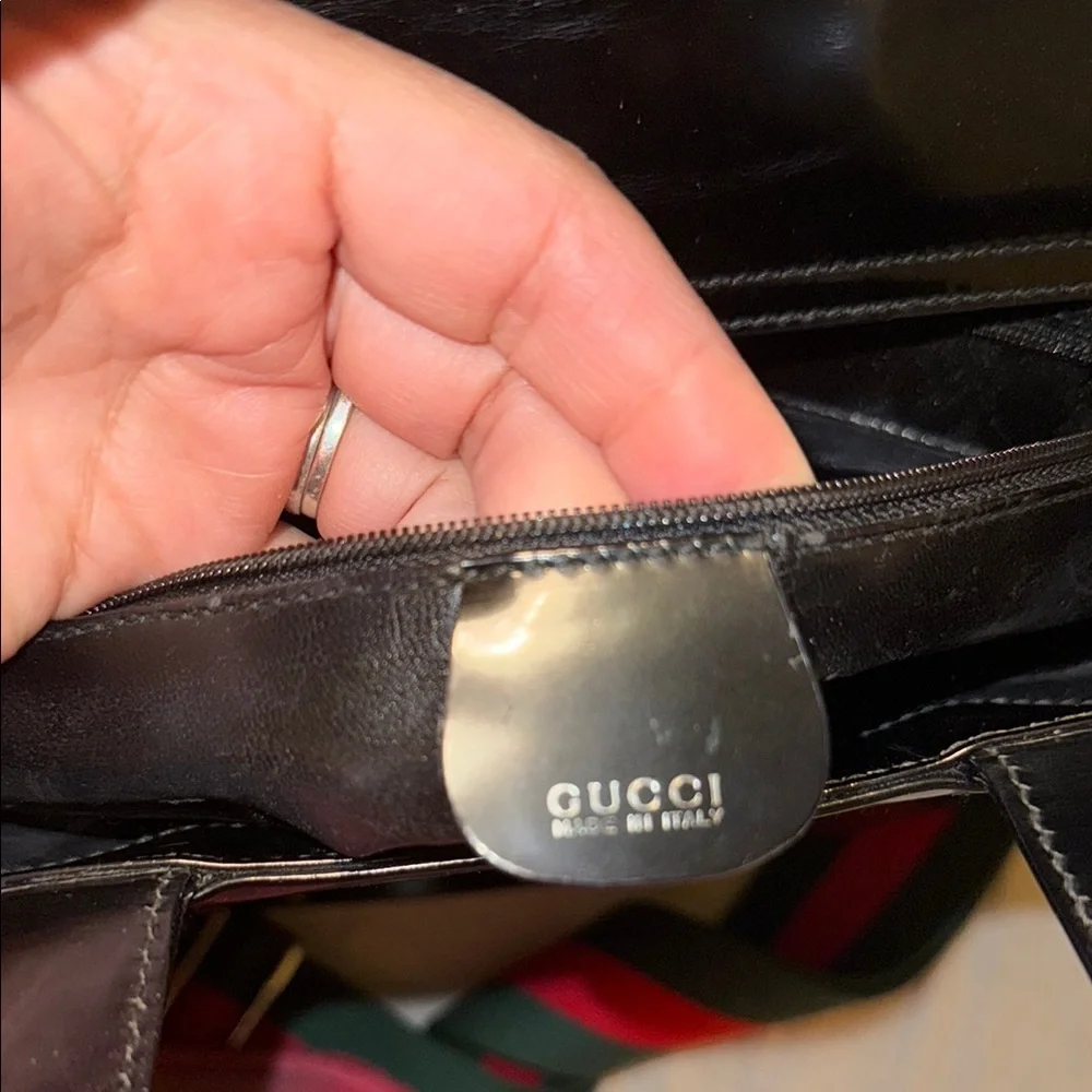 🎄GUCCI Black Tote Bag with Green and Red Strap - Picture 10 of 11